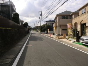 宮崎台新築戸建全面道路