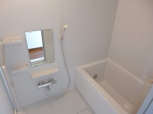 平ハイツ第二の浴室