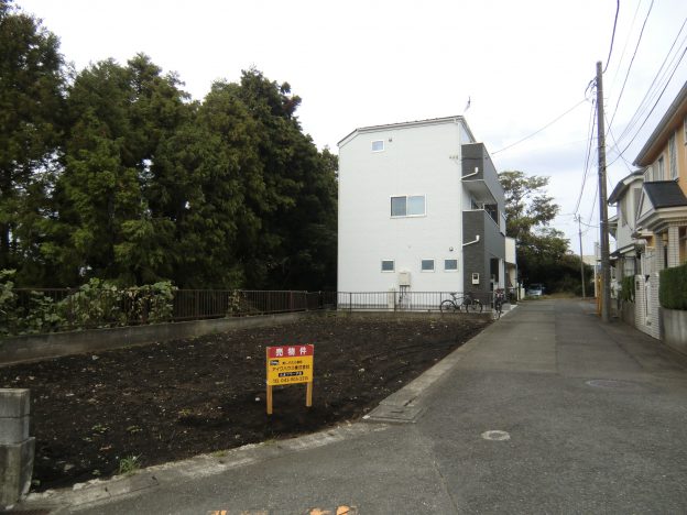 鶴ケ峰1丁目の土地