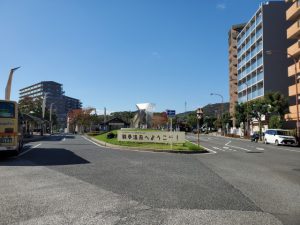 小田急線鶴巻温泉駅